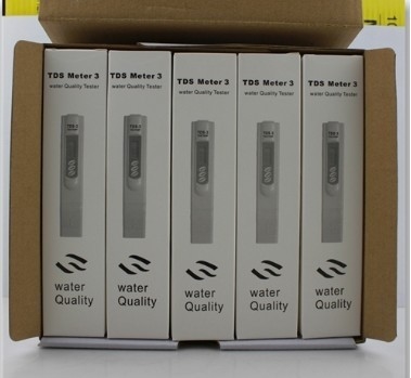 Convenient Pen Type TDS Meter for Detecting Water Contamination and Temperature Changes
